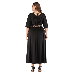Damen Übergröße Maxikleid in Schwarz mit halben Ärmeln und besticktem Gürtel