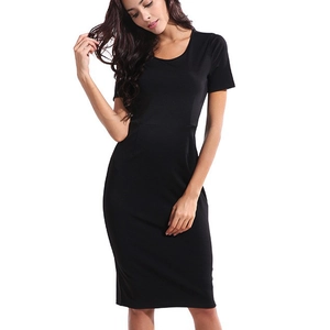 Robe crayon noire moulante à manches courtes élégante avec taille cintrée