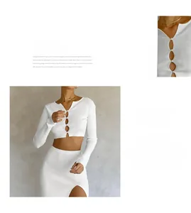 Détail du haut en maille blanche avec découpe au col et jupe longue à fente latérale