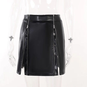 Mini-jupe chic en cuir PU noir à taille haute avec deux fermetures éclair métalliques devant