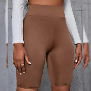 Short de cycliste taille haute marron café, tissu mat extensible pour yoga et fitness