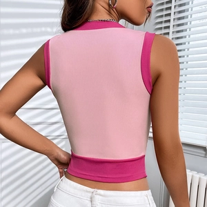 Crop top en maille côtelée rose et fuchsia pour femmes, look d'été élégant avec dos nu