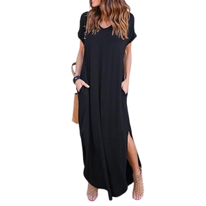 Abito lungo nero da donna con scollo a V, maniche corte, tasche laterali e spacco laterale