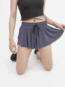Deep grey yoga skort with high elasticity and drawstring waist for athletic comfort