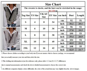 Tableau des tailles détaillé pour gilet en tricot col V avec mesures de S à 2XL