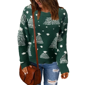 Pull en tricot vert foncé à manches longues avec motif jacquard d'arbre de Noël