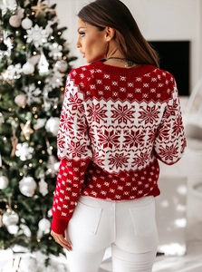 Vue arrière d'un pull de Noël en maille rouge et blanc avec de grands motifs flocons