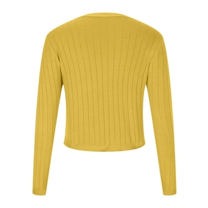 Vue détaillée du dos d'un cardigan en tricot jaune moutarde à texture côtelée verticale