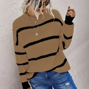 Pull en maille rayée marron et noir pour femme coupe décontractée col rond automne