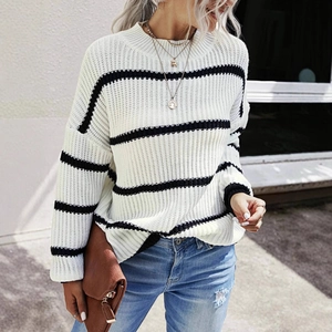 Pull en tricot à rayures blanches et noires pour femme coupe décontractée col rond