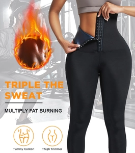 Détail du legging de sauna taille haute avec fermetures réglables à agrafes sur trois rangs