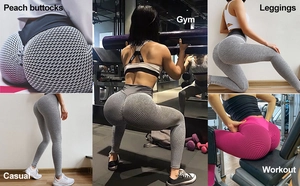 Détail de legging taille haute texture alvéolée avec effet galbant pour le sport et fitness