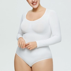 Detail of white long sleeve bodysuit with slimming fit and high elasticity fabric