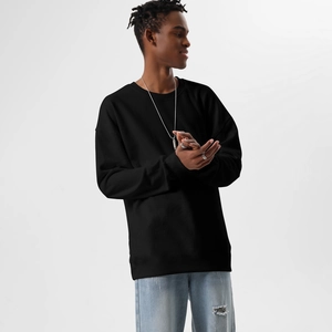Detail of premium 350g heavy cotton crewneck sweatshirt with ribbed cuffs and drop shoulder