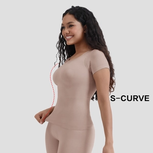 Beiges nahtloses Shapewear-Set für Damen mit S-Kurve Bauchkontrolle Oberteil und Leggings