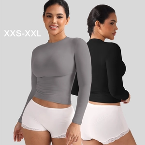 Haut court à manches longues côtelé et ajusté pour femme en gris et noir taille XXS-XXL