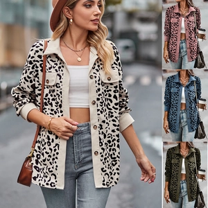 Dames Casual Luipaardprint Corduroy Overhemdjas Shacket Lange Mouwen Knoopsluiting Met Zakken Losse Streetwear Jas Top