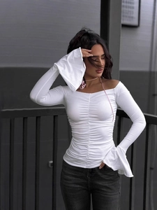 Women Sexy Off Shoulder Bardot Ruched T-Shirt Bell Flare Sleeve Long Sleeve Slim Fit Solid Color Streetwear Fashion Top