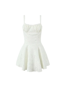 Élégante robe trapèze courte blanche à épaules dénudées avec texture jacquard et nœud chic