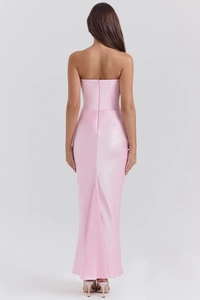 Detail of the back invisible zipper on this elegant pink strapless satin evening dress