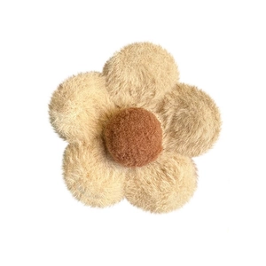 Pince à cheveux fleur en peluche beige et marron café pour coiffures d'automne