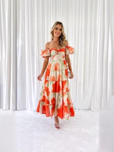 Chic strapless glitter bow dress with open back and a-line slim fit silhouette