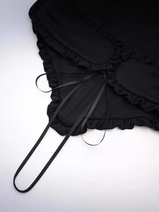 Haut corset noir sexy avec bordures à volants et laçage décoratif pour un look stylé