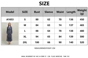 Detaillierte Größentabelle für gestreiftes Langarmkleid mit Maßen in cm