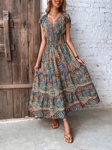 Robe longue bohème à imprimé cachemire avec col en V et taille smockée pour femmes