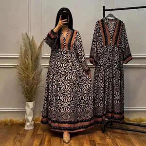 Women's Bohemian V-Neck Maxi Dress Long Sleeve Ethnic Print Geometric Pattern Flowy A-Line Autumn Retro Style Casual Long Dress