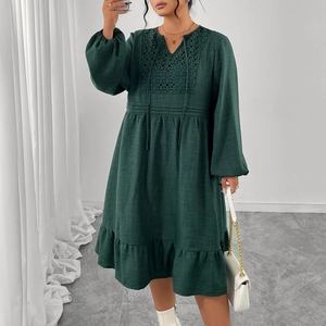 Robe Grande Taille Manches Longues pour Femmes Dentelle Oeillet Creuse Col en V à Nouer Manches Bouffantes Taille Haute Volants Vert