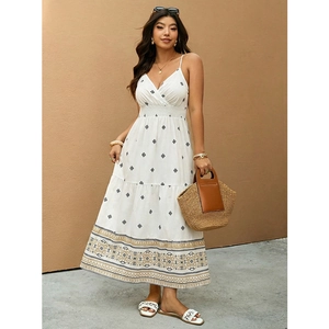 Women's V-neck plus size maxi dress with geometric print and bohemian tiered skirt