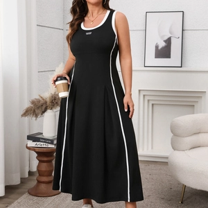 Élégante Robe Maxi Décontractée pour Femmes Sans Manches Avec Passepoil Contrasté Col Rond Coupe Ajustée Robe Longue Trapèze pour Été Printemps