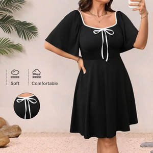 Plus Size Women Square Neck Short Sleeve A-Line Dress With Contrast Trim And Bow Casual Elegant Summer Fashion Mini Dress