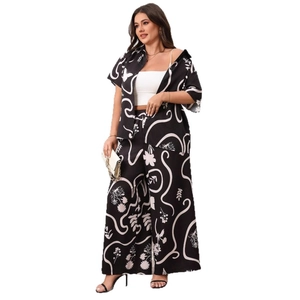 Women's plus size two-piece set with floral print shirt and wide-leg trousers