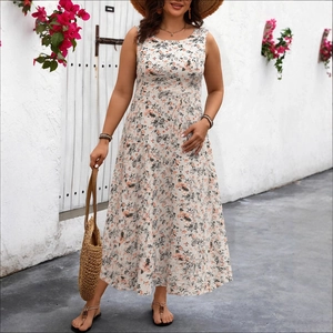 Women loose floral print sleeveless maxi dress with pockets for summer vacations