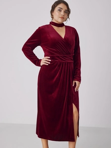 Robe Midi en Velours Bordeaux Grande Taille Avec Col en V et Fente Latérale Robe de Soirée Élégante à Manches Longues Style Français