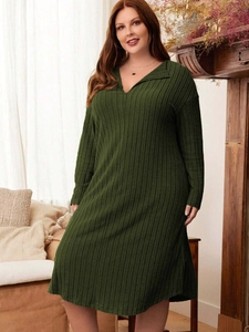 Women's plus size long sleeve knit dress with V-neck collar in dark green ribbed fabric