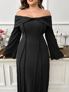 Elegant plus size black off-shoulder long sleeve dress with ribbed texture and front seams