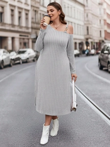 Elegant grey ribbed knit midi dress with one-shoulder metal chain strap and long sleeves