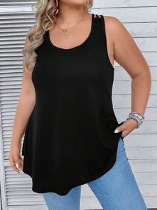 Plus size sleeveless black tank top with round neck and loose fit for summer casual wear