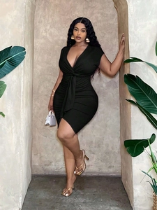 Sexy black V-neck bodycon mini dress with ruched detail and front twist for plus size women