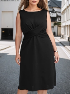 Plus Size Women Black Sleeveless Midi Dress Round Neck Elegant Twist Waist Ruched Slim Fit Dress For Commute Party