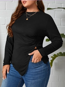 Plus size black long sleeve t-shirt with ribbed texture and side slit detail