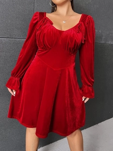 Elegant red velvet long sleeve party dress with sweetheart neckline and waist tie