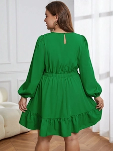 Plus size green long sleeve maxi dress with tiered ruffle hem and elastic high waist design