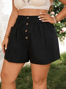 Damen Baumwoll-Shorts in Schwarz mit hohem elastischem Bund und dekorativen Knöpfen