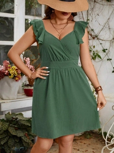 Slim fit dark green V-neck pleated midi dress with ruffle shoulders and waist tie