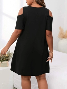 Robe t-shirt grande taille pour femme à épaules dénudées, manches courtes, coupe décontractée