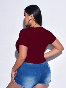 Slim fit wine red ribbed knit T-shirt with V-neck for women in casual summer style